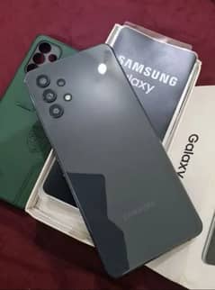 Samsung a32 lush condition 10 by 10 0