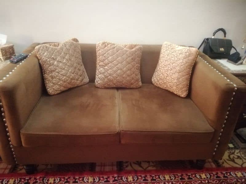 sofa set. 2+1+1 1