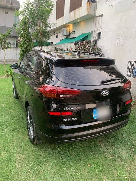 Hyundai Tucson FWD 2022 Home Use Car For Sale 4