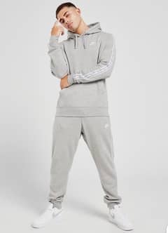 Nike sports track suit 0