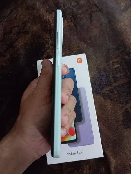 Redmi 12c 4/128 mint green colour 2