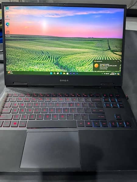 HP omen 15 Ryzen 7 4800h  32GB ram 1.5 TB ssd 0