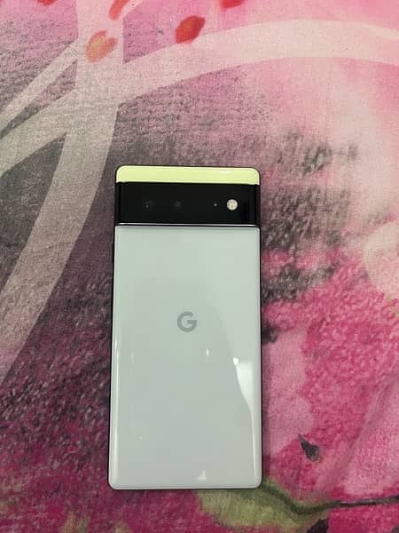 google pixel 6 (256 gb ) glass crack 7