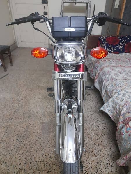 Honda Cg125 2011 4