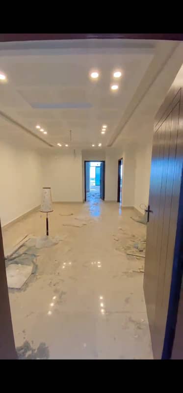 New stylish apartment ready for position. Main korang road Banigala 7