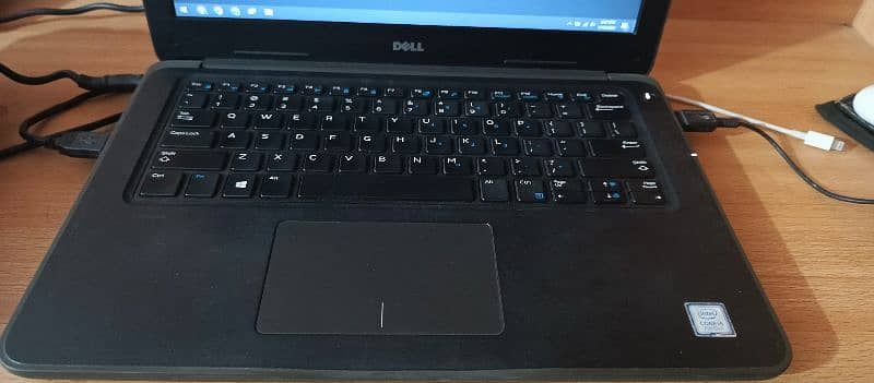 Dell lattitude 3380 Core i5 7th Gen 2