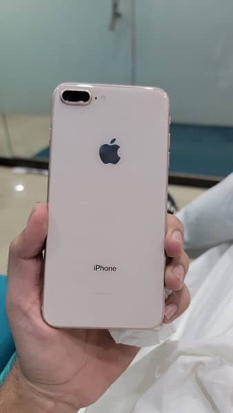 I PHONE 8 plus 0