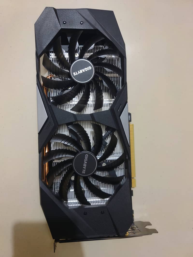 GTX 1660TI (Gigabyte Windforce OC) 1