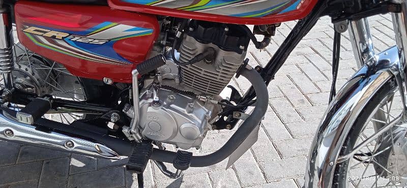 125CC Crown Self Start 5 Gear 6