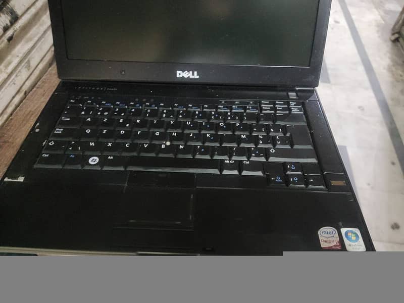 Dell E6400 latitude . co2dou. 03073783690. navd 2