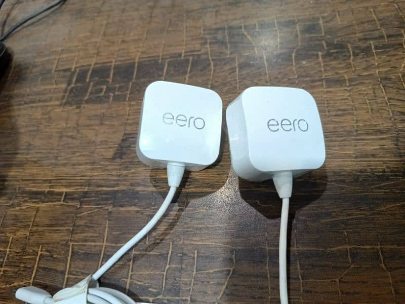 EERO 24w type c fast charger 1