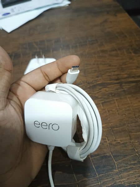 EERO 24w type c fast charger 4