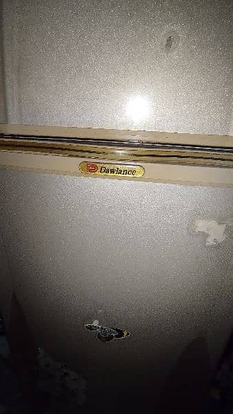 Dawnlanc Refrigerator Excellent Condition 4