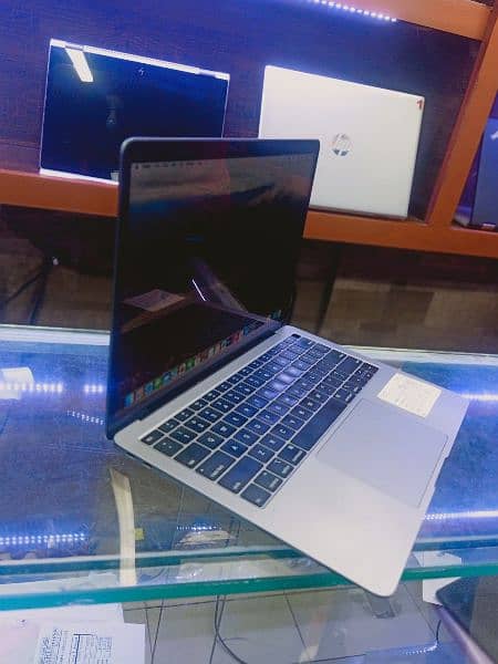 Apple MacBook Air 2018 Core i5 WhatsApp 03113286097 5