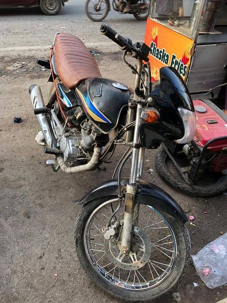 Honda 125 deluxe 5