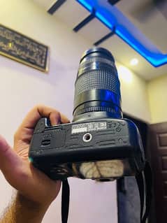 1200 d canan camera