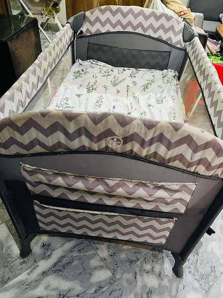 baby cot / bed 1