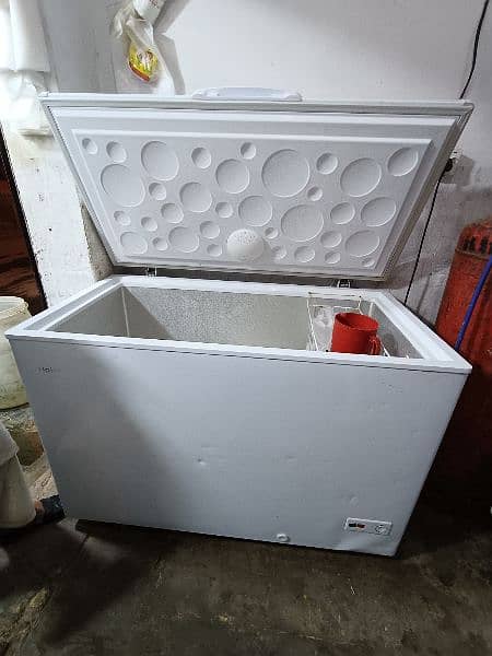 hair deep freezer Model HFD-405H3 2