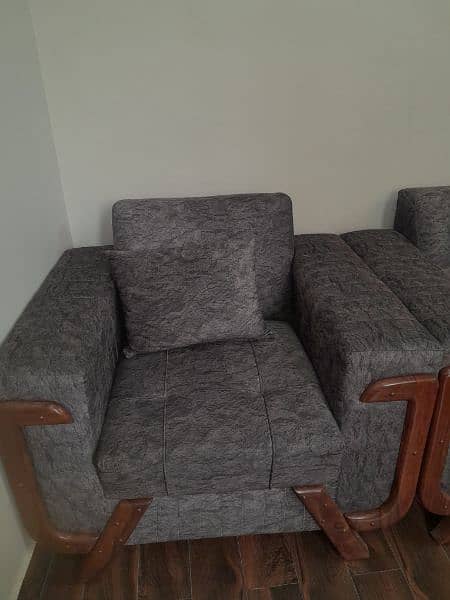 5 seater unused sofa set without table 4