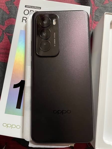 oppo Reno12 5G  12/512  Betry 5000mah  just box  opan  sim nahi dhali 3