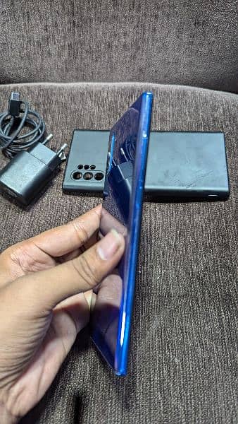 SAMSUNG NOTE 10 PLUS. 12/256 All oky . call/whtsap. 03204667681 9