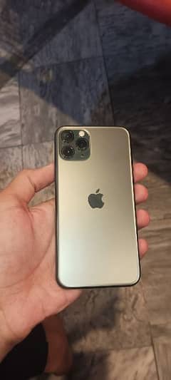 I Phone 11 Pro 0