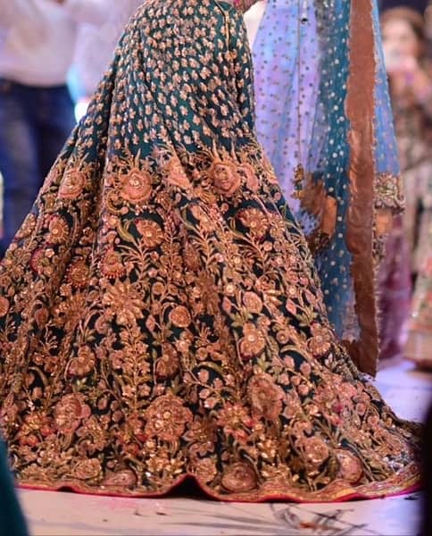 Designer name: Fahad hussayn (color customised ) Mehndi Dress 2