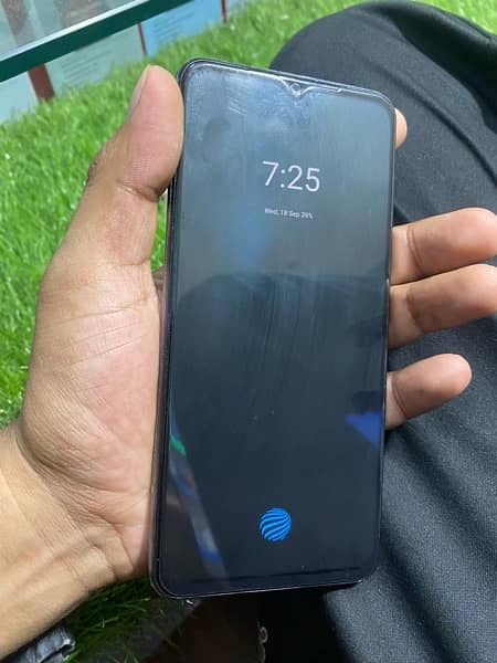 Vivo v21e 1