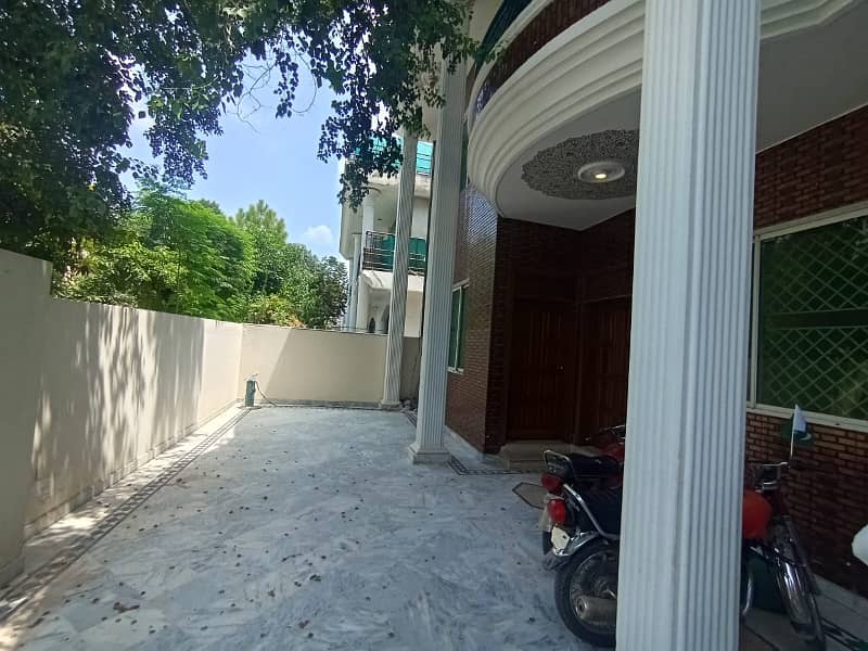 I-8/4.40x80 upper portion near markaz ideal location available for rent 2