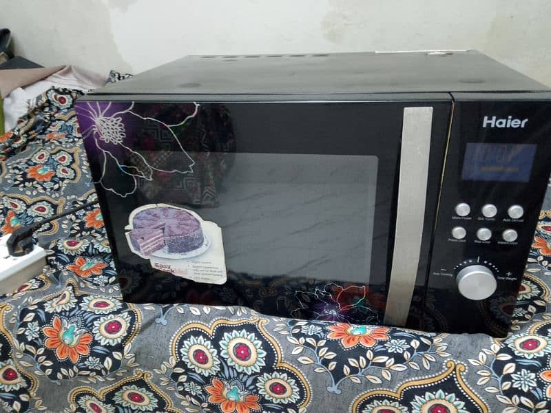 Haier microwave oven 2 in 1 h grill bhi Hote h garam Bhi large size 2