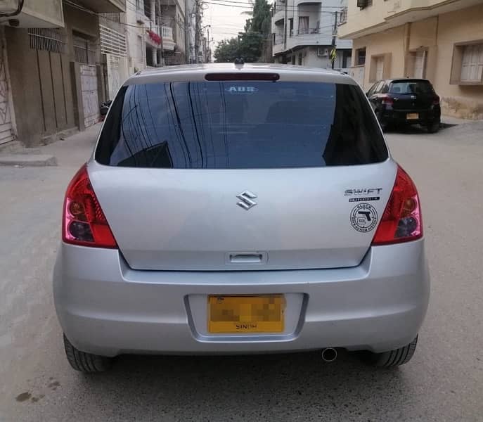 Suzuki Swift 2013 8