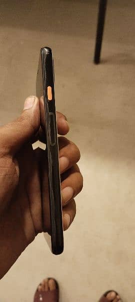 Google pixel 4. . . . 6/128. . . For sale 3