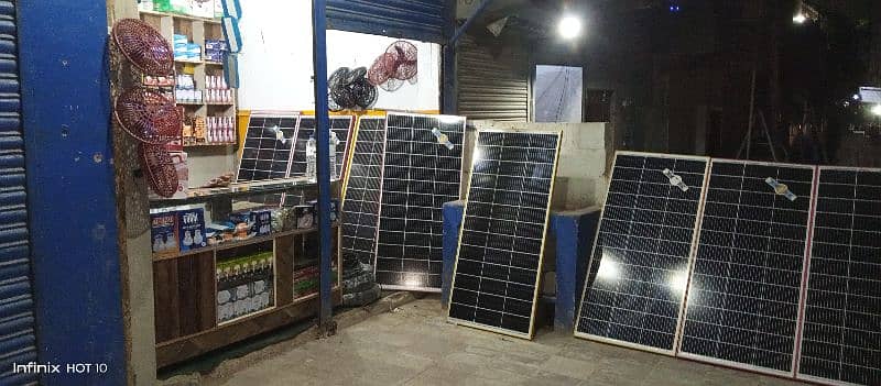 200watt solar available with 2yrs warranty 2