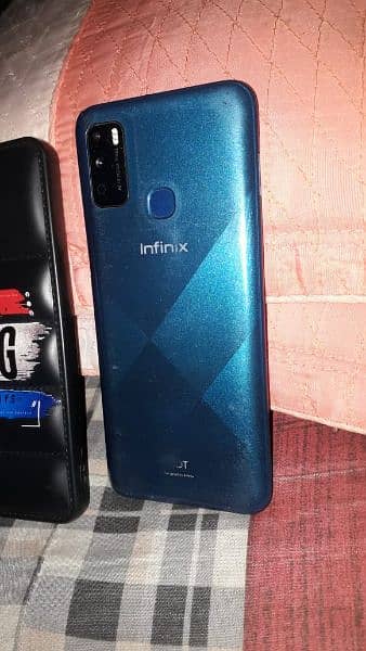 infinix hot 9 play. . . 4/64. . 2