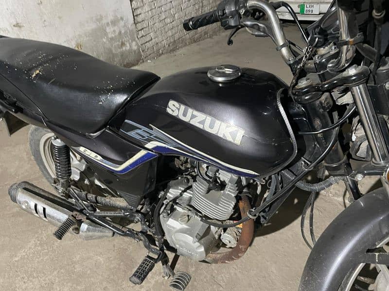 Suzuki 110 Good Conditions for sale perfect Bike 3