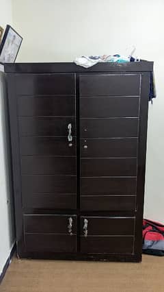 wardrobe (Almari)