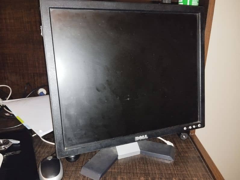 desktop with monitor for sale urgent 4