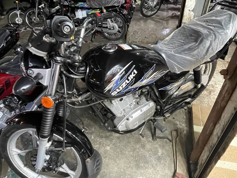 Suzuki gs150SE 2022 1