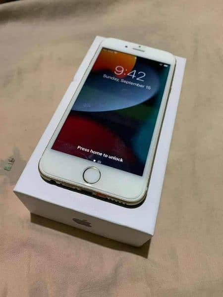 iphone 6s stroge 64 GB PTA approved 03220732804 My Whatsapp 0