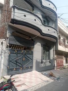 5 Marla very Beautiful Double Story House For Sale in Sector B2 T5 mreown Ship Lahore