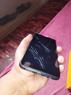 Realme c2 only glass Crack Baqi no fault