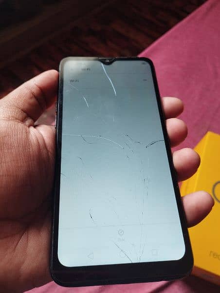 Realme c2 only glass Crack Baqi no fault 1