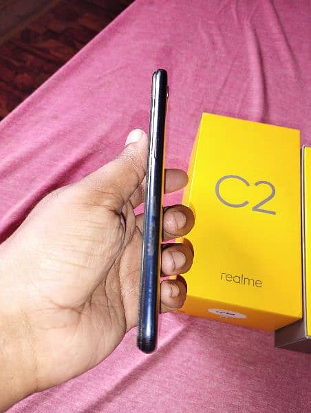 Realme c2 only glass Crack Baqi no fault 2