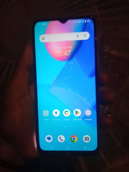 vivo v2043 good condition box nahi hai my Whatsapp no 03227249793 0