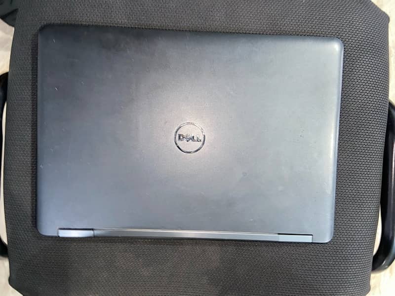 Dell Lattude E5440 0