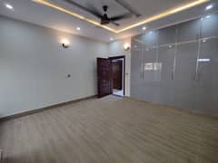 Premium 10 Marla House Is Available For sale In Citi Housing Society 0