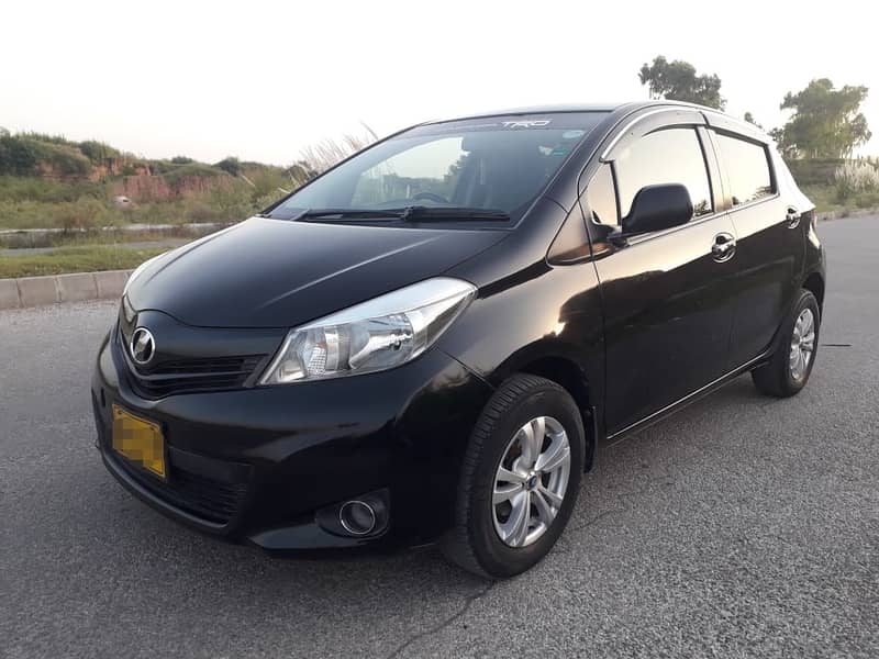 Toyota Vitz 2013 F 1.0 0