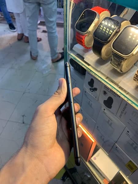 Iphone 8 Plus PTA APPROVED 64gb Pubg phone 4