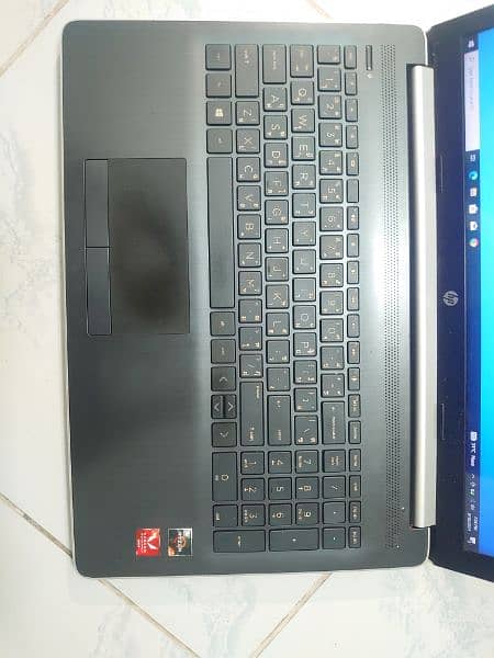 HP laptop Ryzen 7 3700U with 2 gb integrated Graphics Card 2