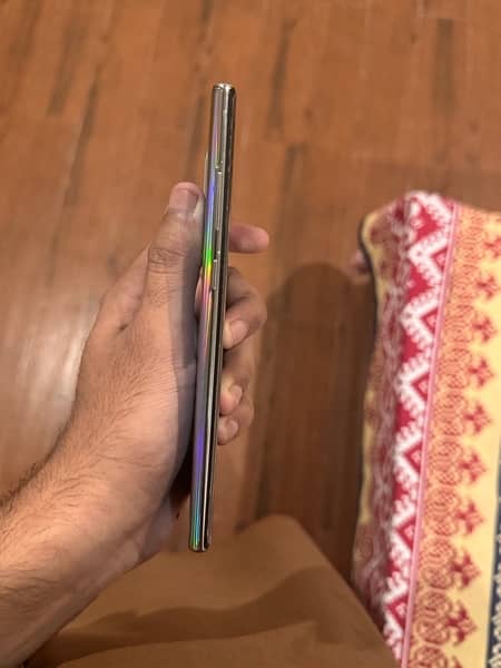 Samsung Galaxy Note 10 Plus 18